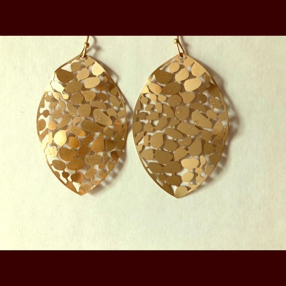 Brushed gold-tone Leaf-like Earrings